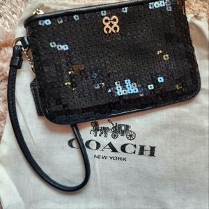 Coach NWOT Black Sequin Wristlet